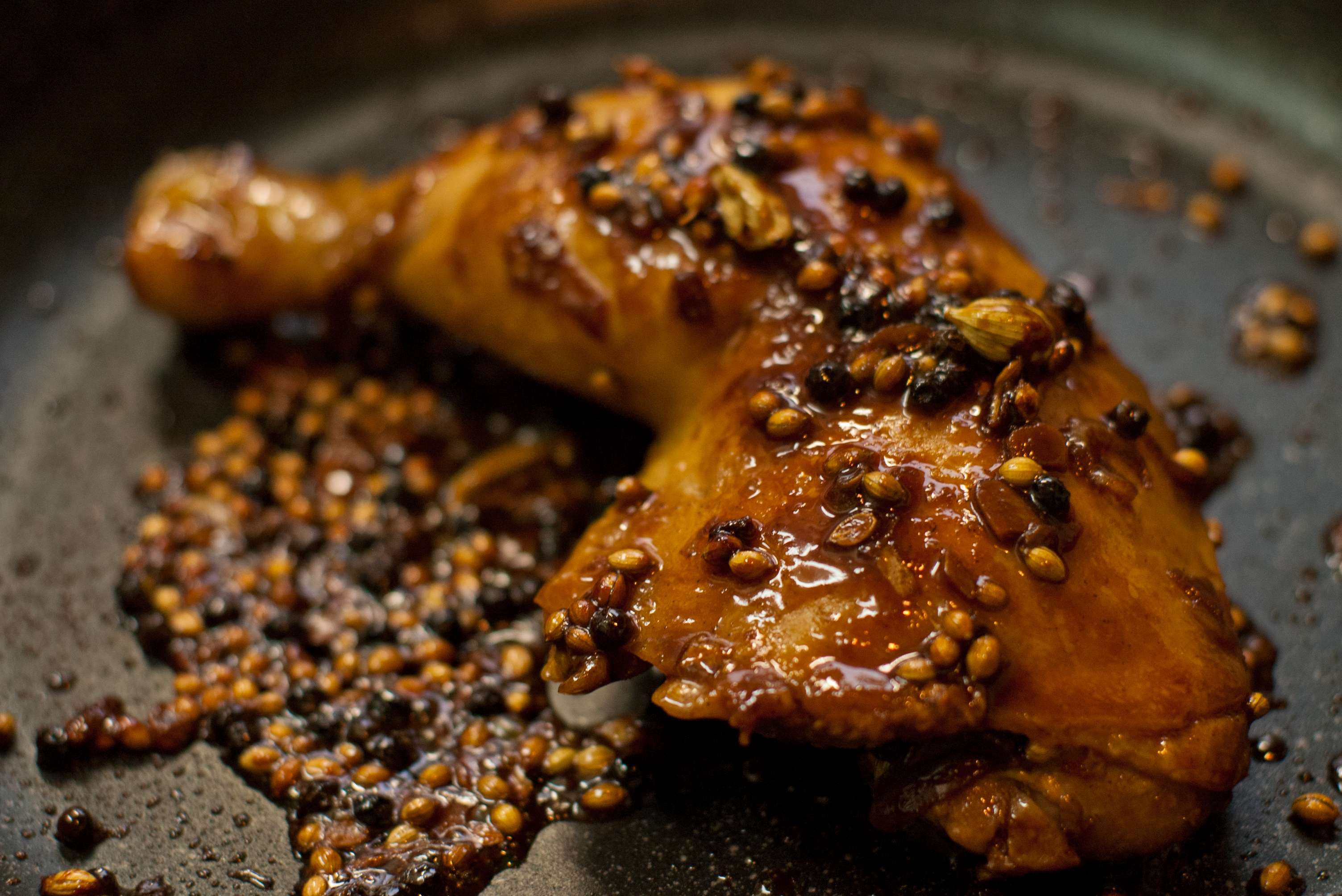 【レシピ】骨付き鶏肉の照り焼き*ニンニク醤油